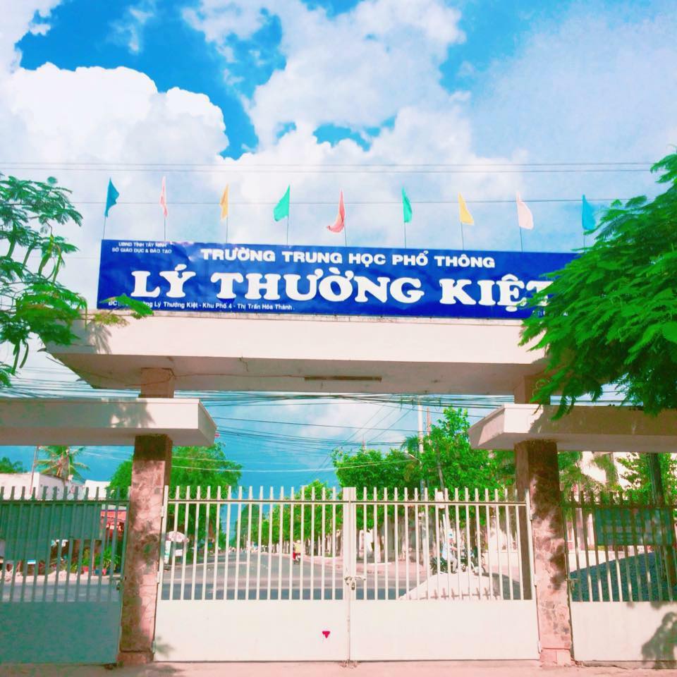 Trường THPT Lý Thường Kiệt ảnh 1