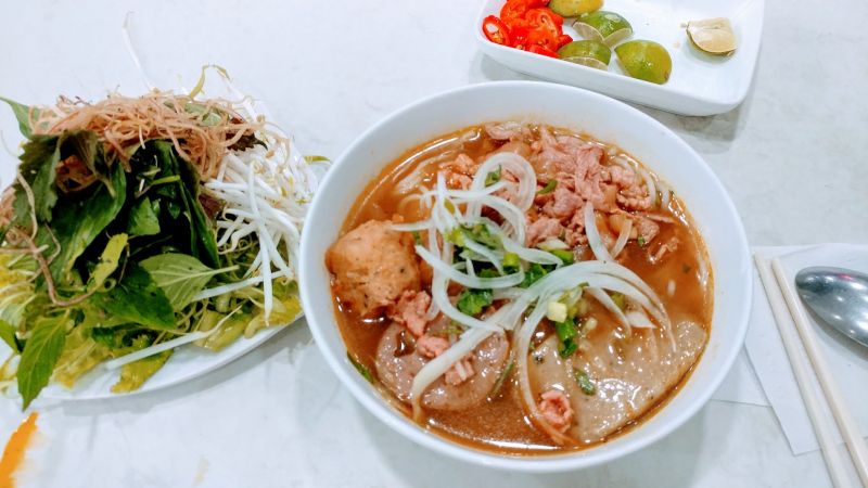 Bún bò Huế Sông Hương ảnh 2