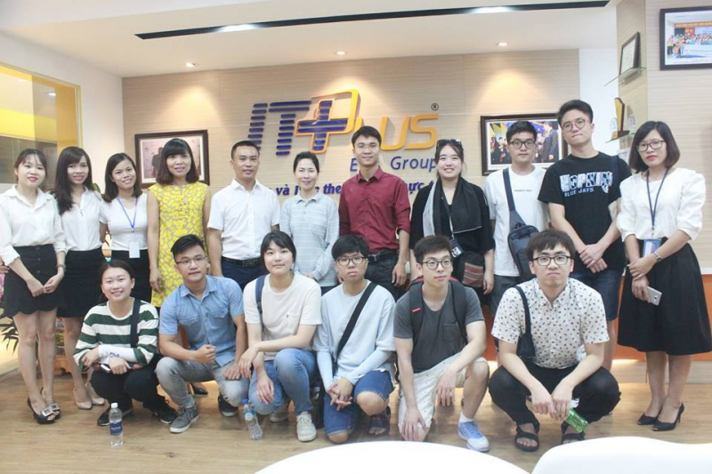 IT PLUS Academy ảnh 2