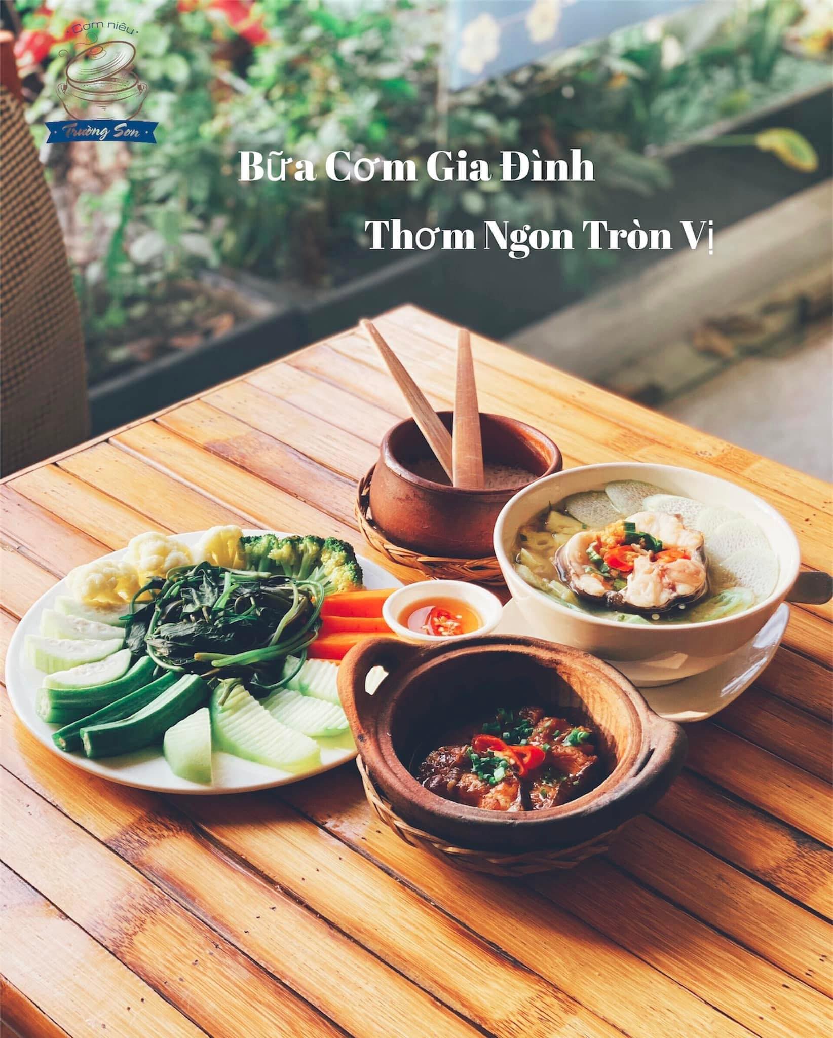 Nhà Hàng Cơm Niêu Trường Sơn ảnh 2
