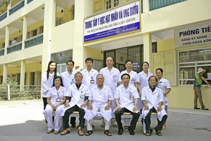 Trung tâm Y học Hạt nhân và Ung bướu - Bệnh viện Bạch Mai ảnh 2