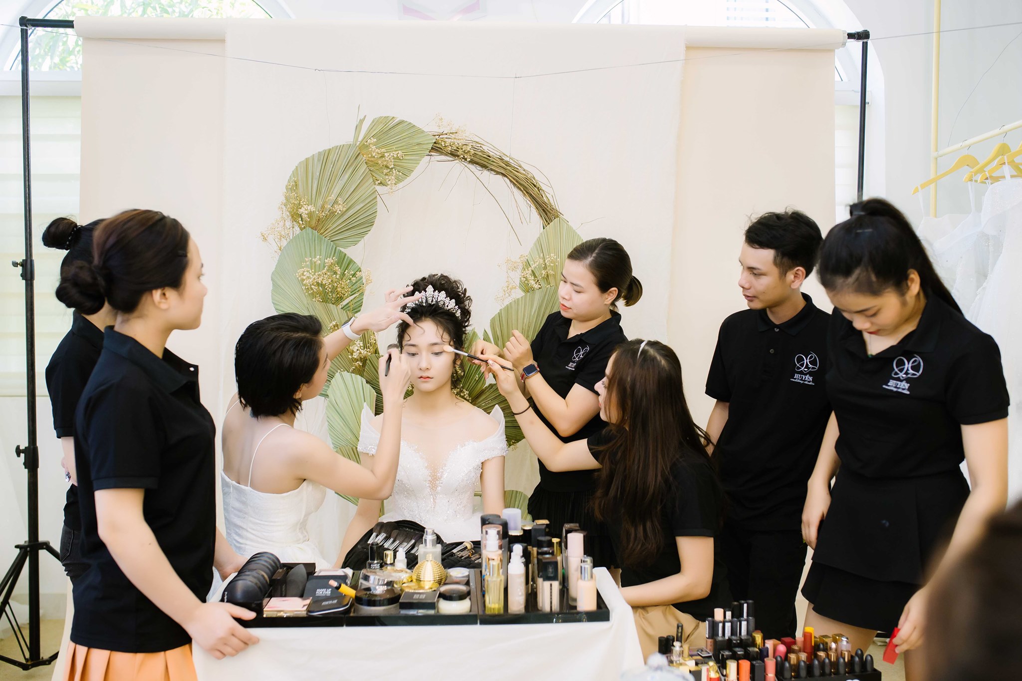 HUYỀN Makeup Academy ảnh 2