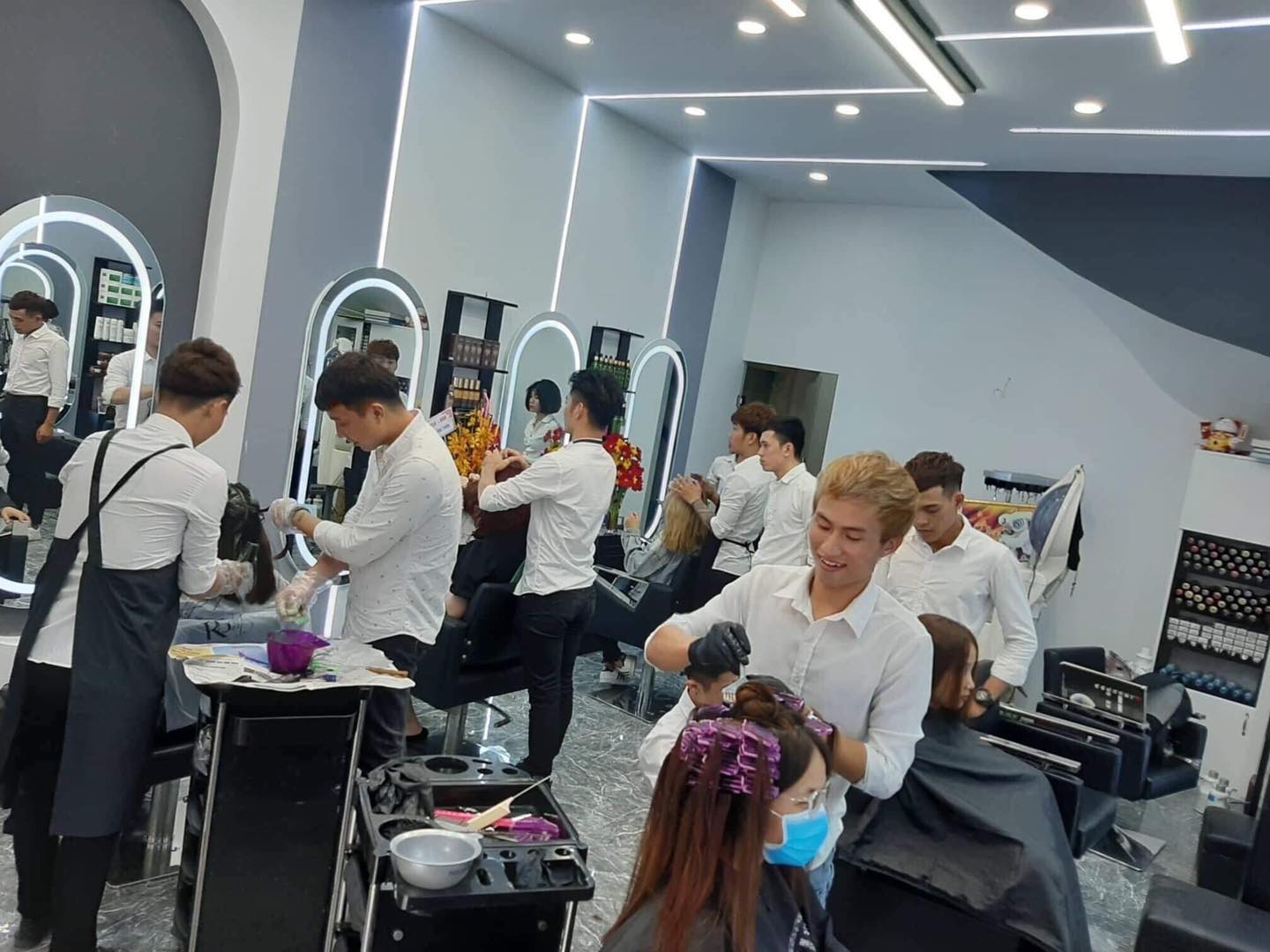 Hair Stylist Nhân Đỗ ảnh 1