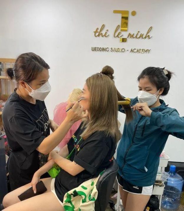 Thi Makeup & Academy ảnh 2