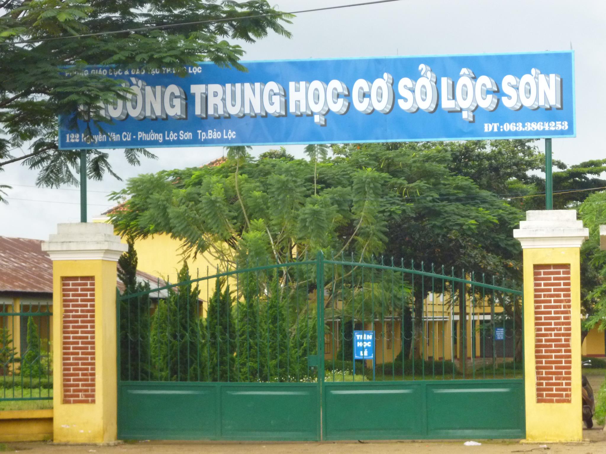 Trường THCS Lộc Sơn ảnh 2