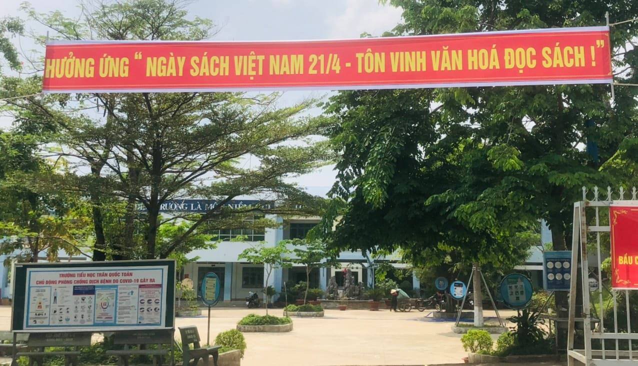 Trường Tiểu học Trần Quốc Toản ảnh 1