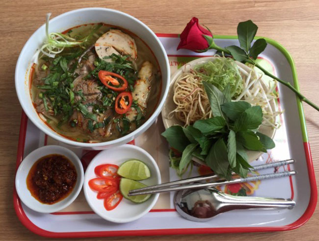 Bún bò Huế Đậu Đậu ảnh 3