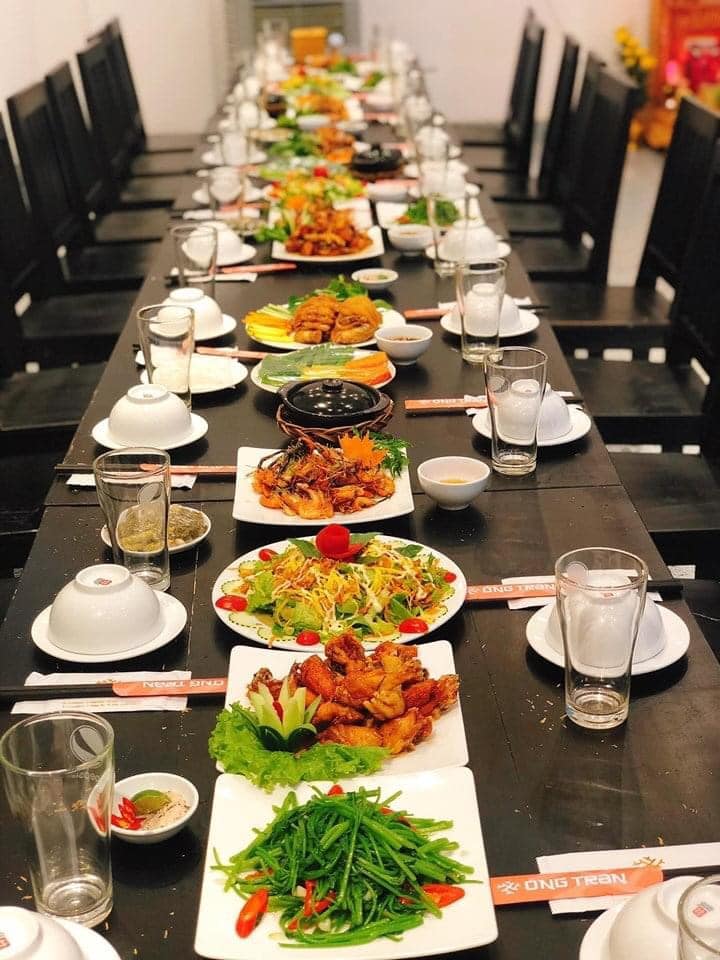 Ông Trần Restaurants ảnh 2