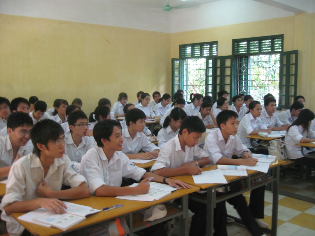 Trường THPT Nguyễn Gia Thiều ảnh 3
