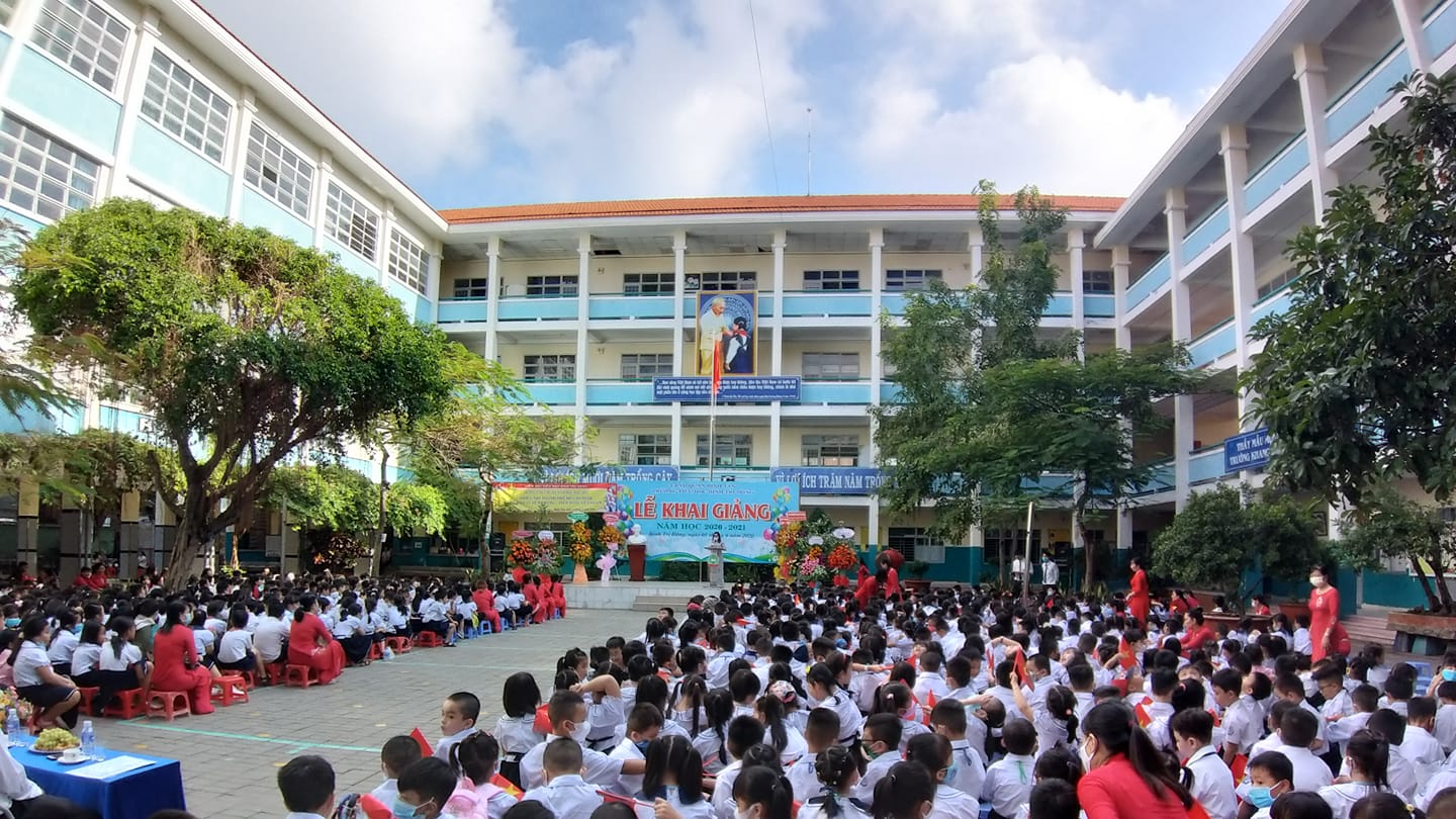 Trường Tiểu học Bình Trị Đông ảnh 1