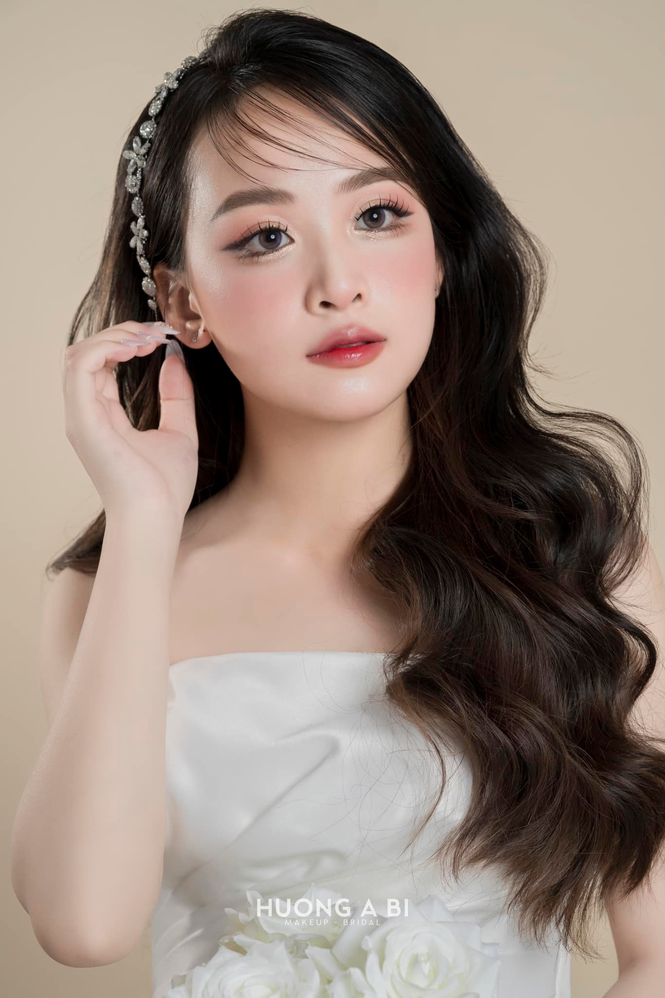 HUONG A BI Makeup & Store ảnh 1