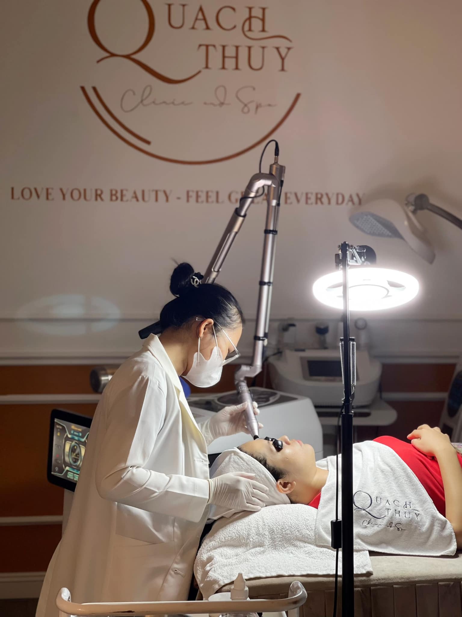 QUÁCH THUÝ Clinic & Spa ảnh 1