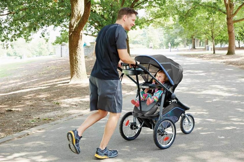 Cửa hàng xe đẩy trẻ em cũ ở Hà Nội chất lượng, giá cả hợp lý