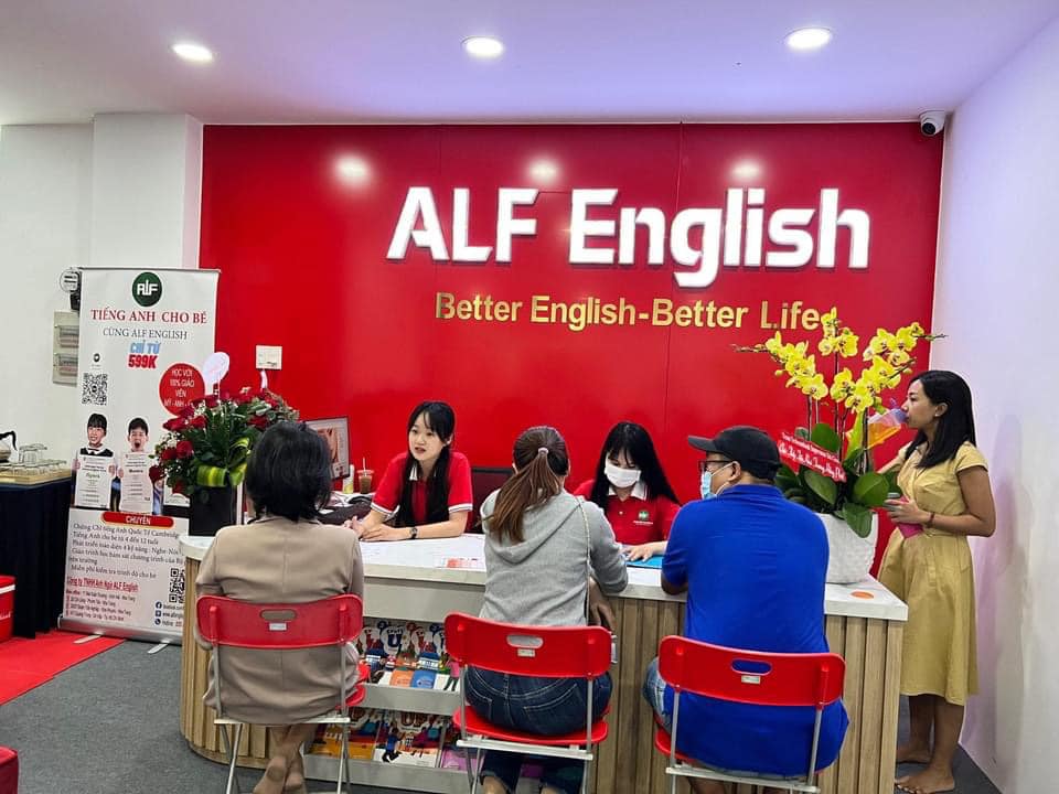 ALF English ảnh 1