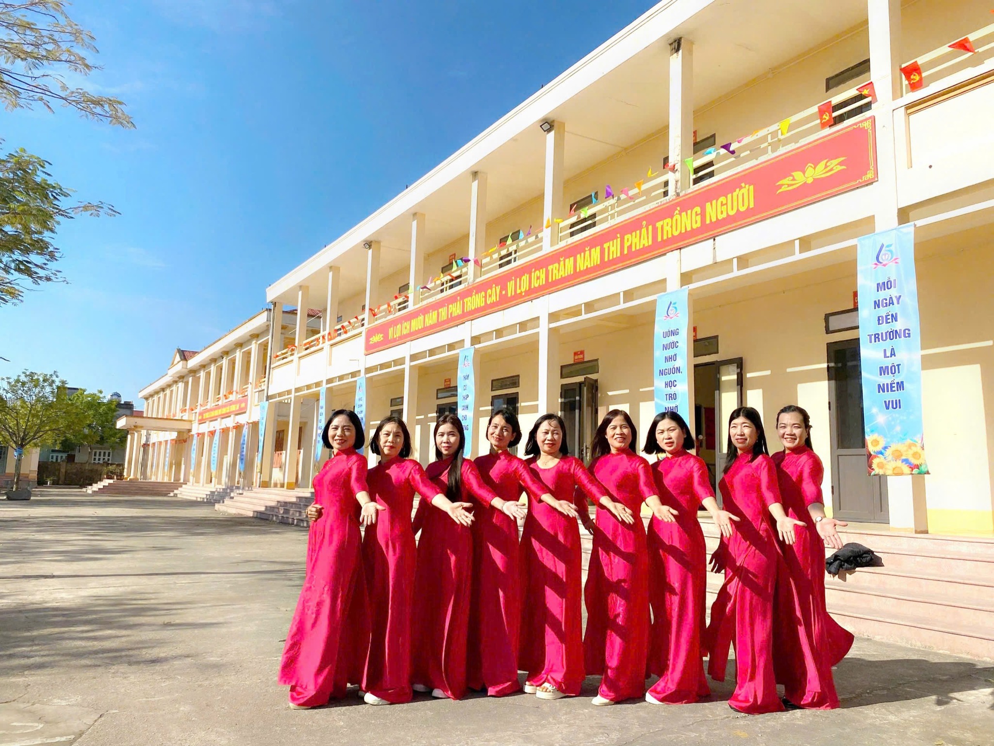 Áo Dài Huế - Nhà May Long Vũ ảnh 1