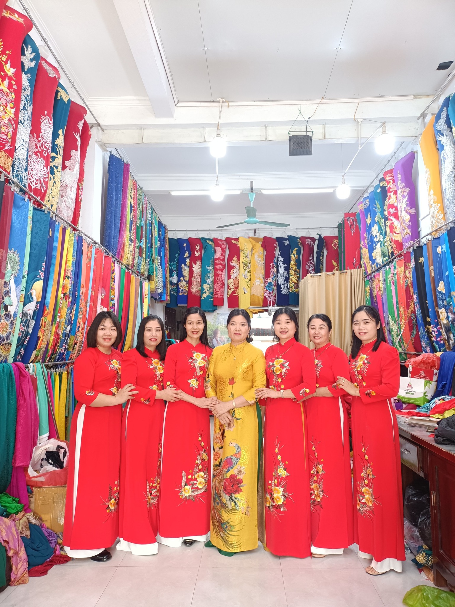 Áo Dài Huế - Nhà May Long Vũ ảnh 2