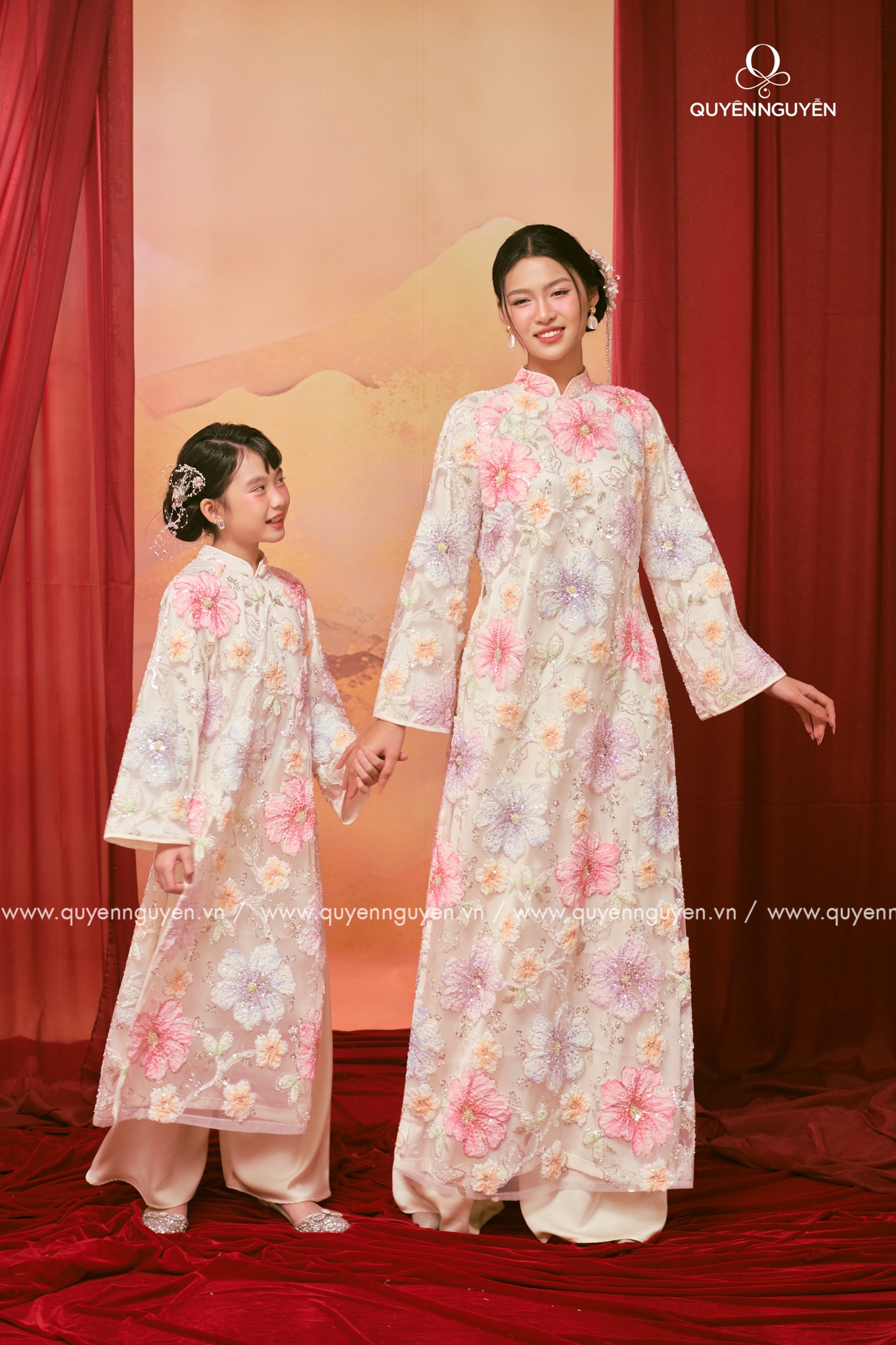 Áo dài Quyên Nguyễn ảnh 1