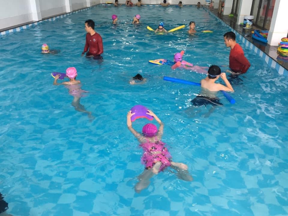 Bể Bơi Bốn Mùa Kình Ngư ảnh 2