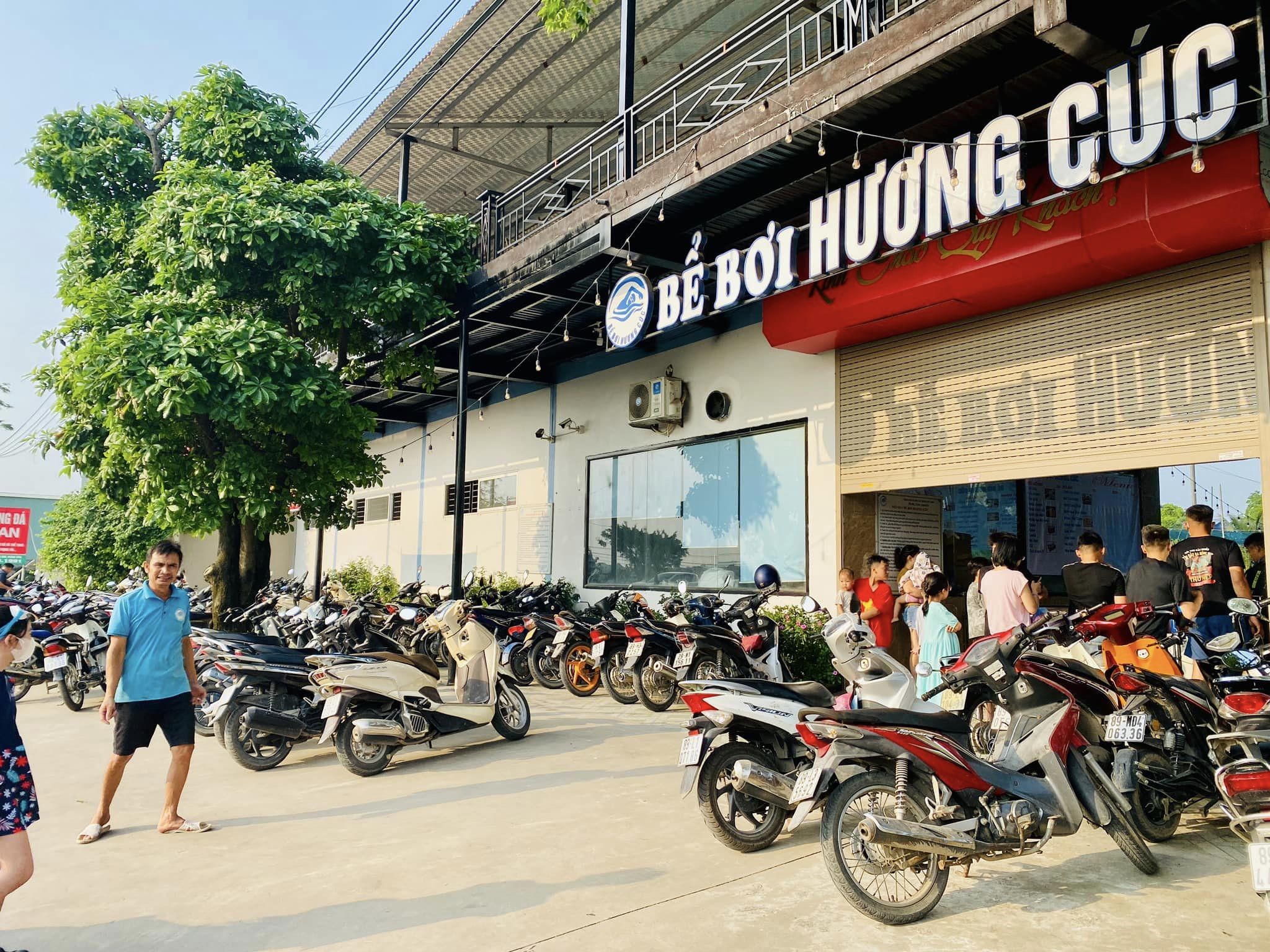 Bể Bơi Hương Cúc ảnh 1