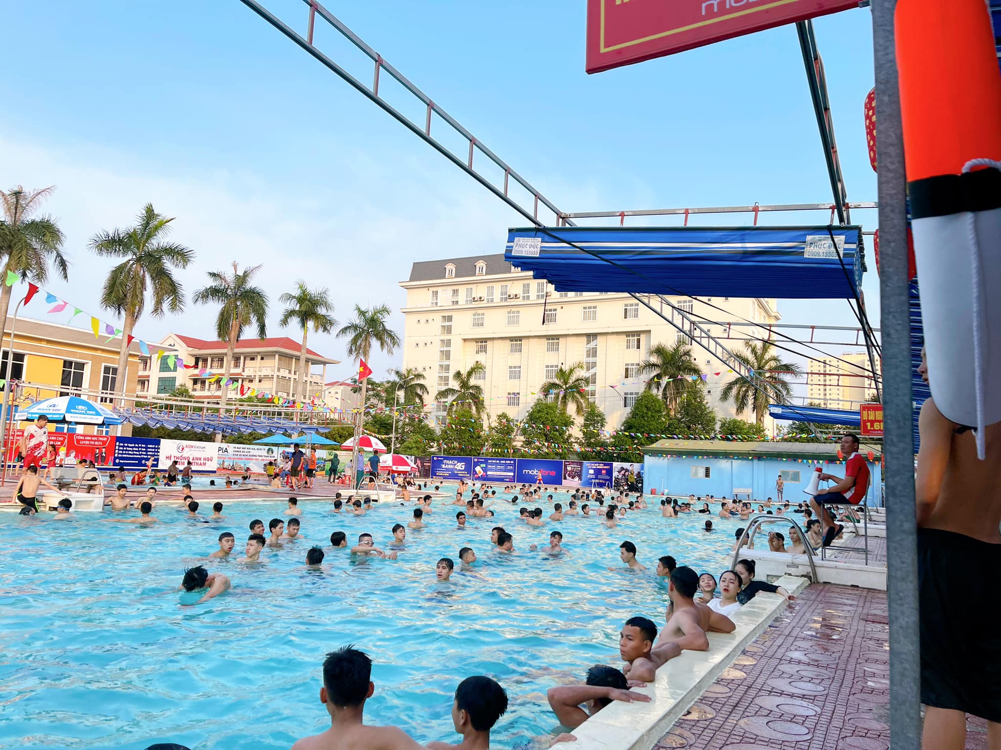 Bể Bơi Quân Khu 4 ảnh 2