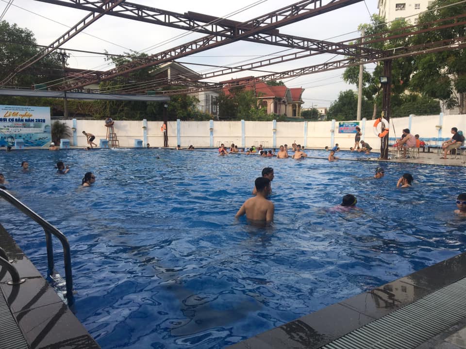 Bể Bơi Trường THPT Nguyễn Trường Tộ ảnh 1