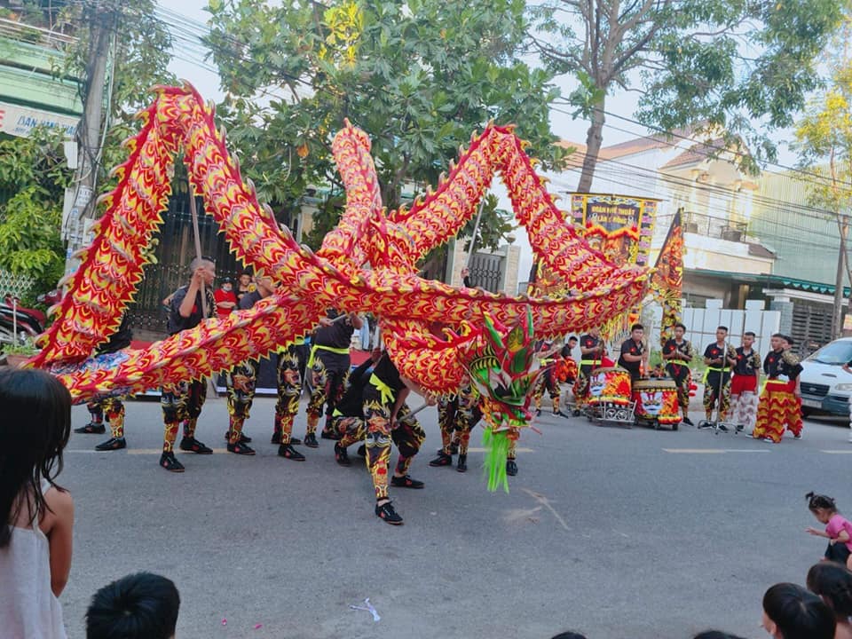 Câu Lạc Bộ Lân Sư Rồng Hoa Sen ảnh 2