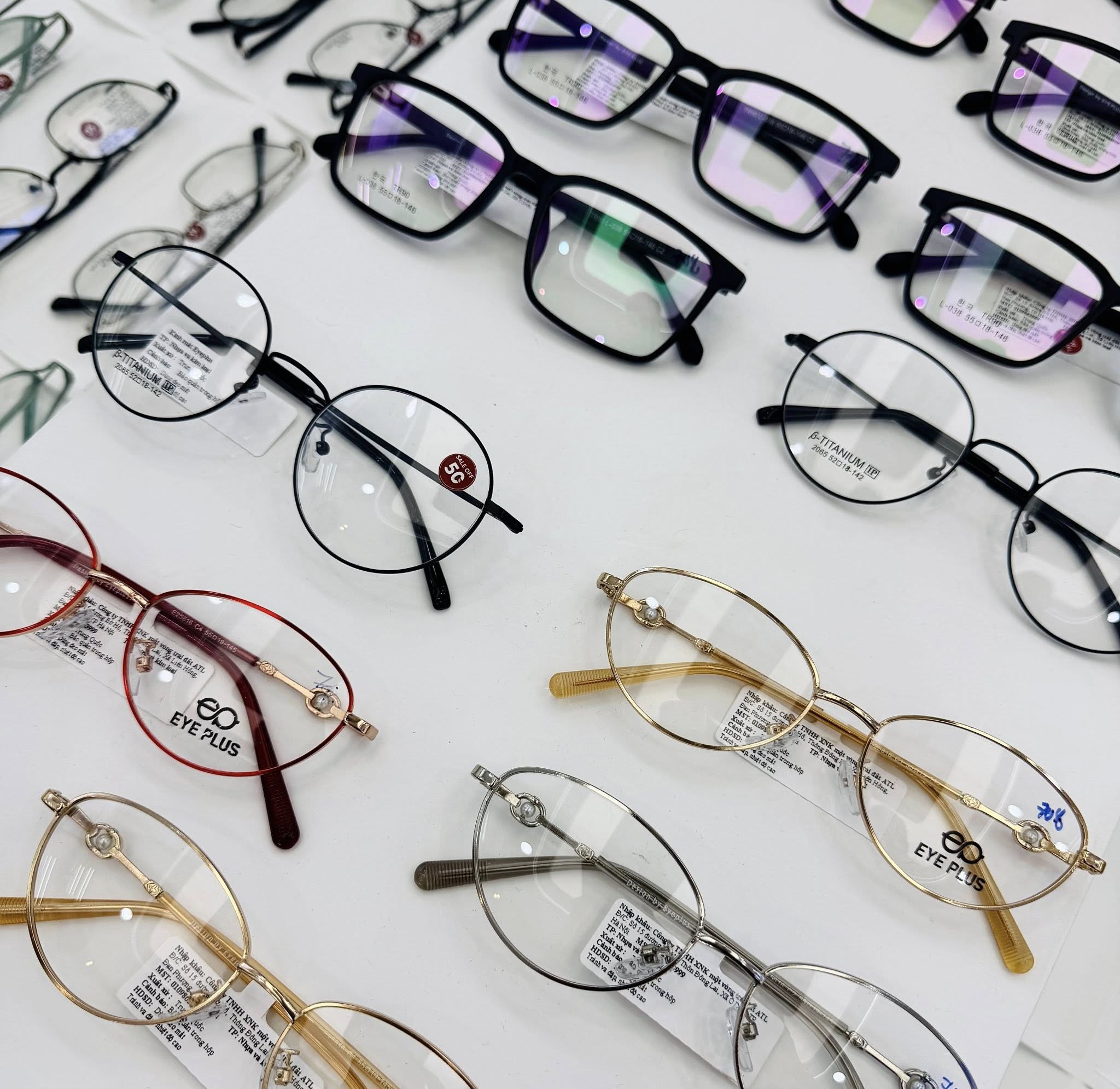 Kính Mắt Eye Plus ảnh 2