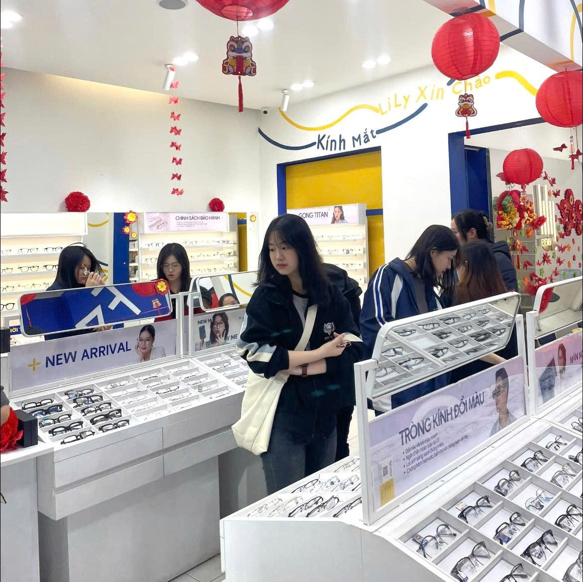 Kính Mắt Lily ảnh 2