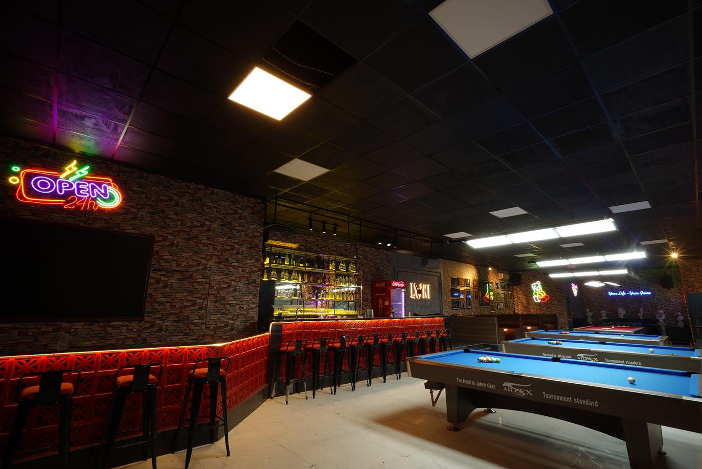 LOKI Pub & Billiards ảnh 1