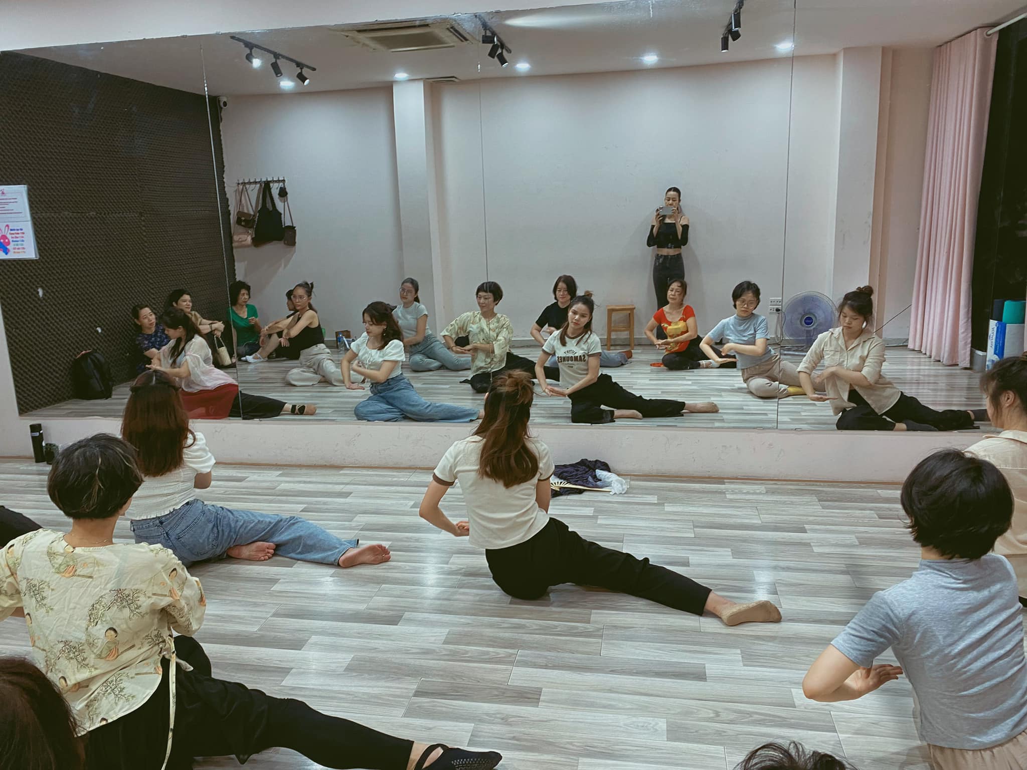 Le.C Dance Studio ảnh 1