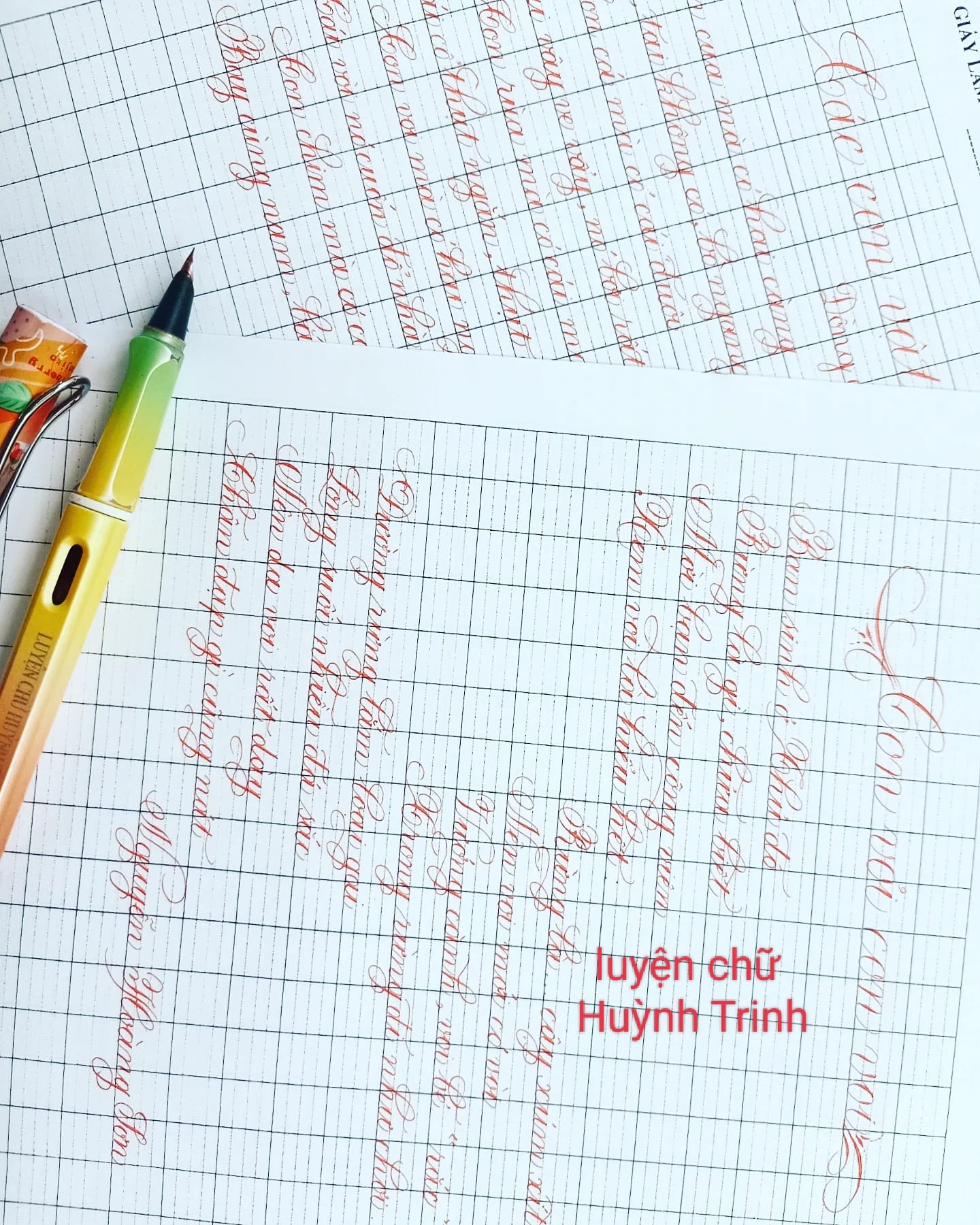 Luyện chữ đẹp Huỳnh Trinh ảnh 1