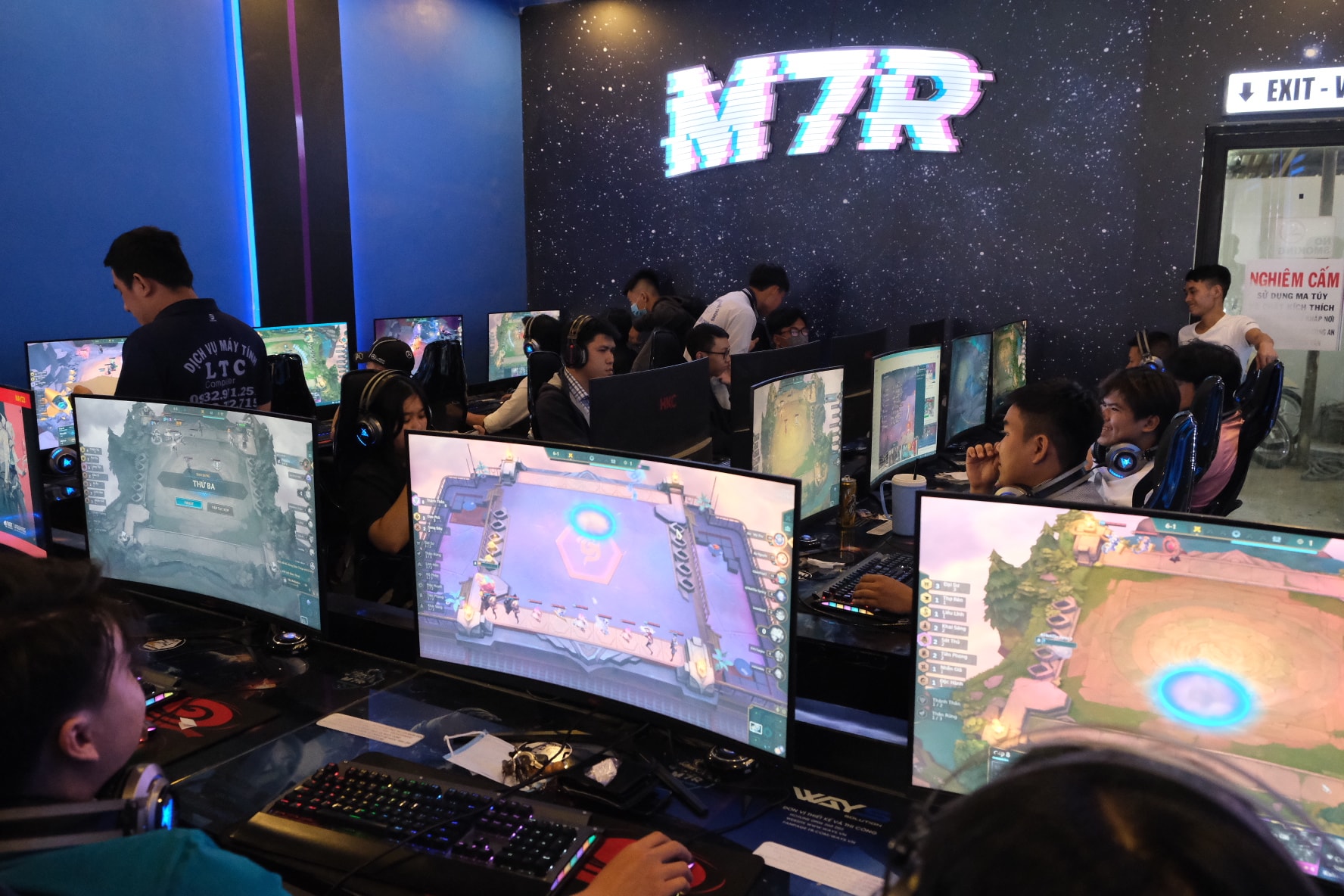 M7R Gaming ảnh 2