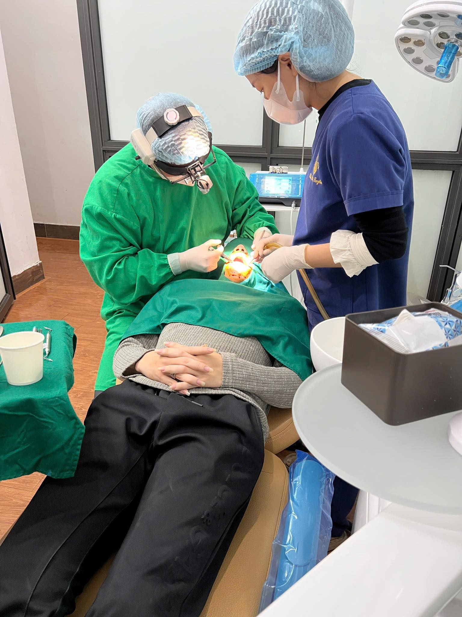 Nha Khoa Hà Nội - Bác sĩ Tiến Mạnh ảnh 1