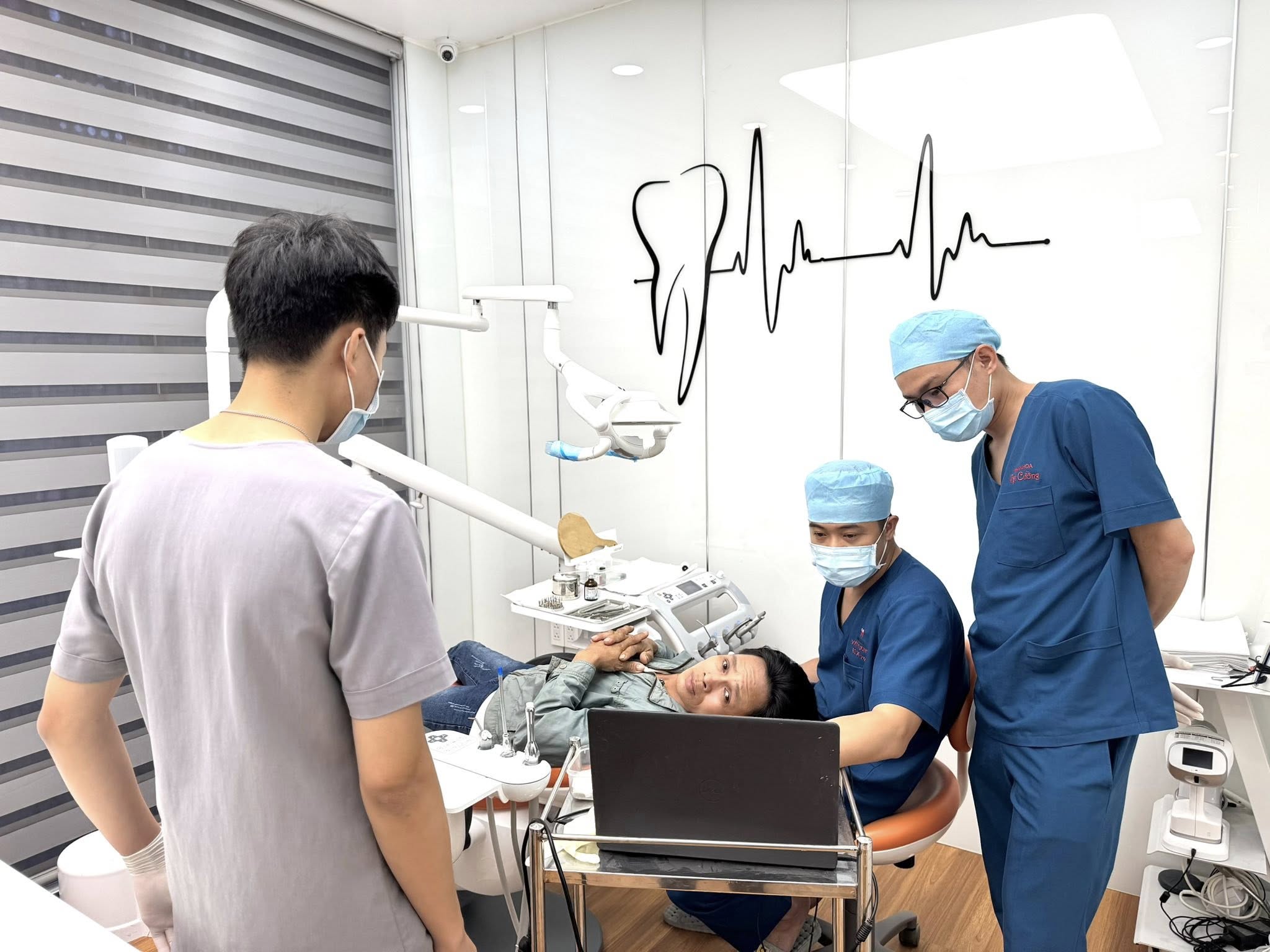 Nha Khoa Việt Cường ảnh 1