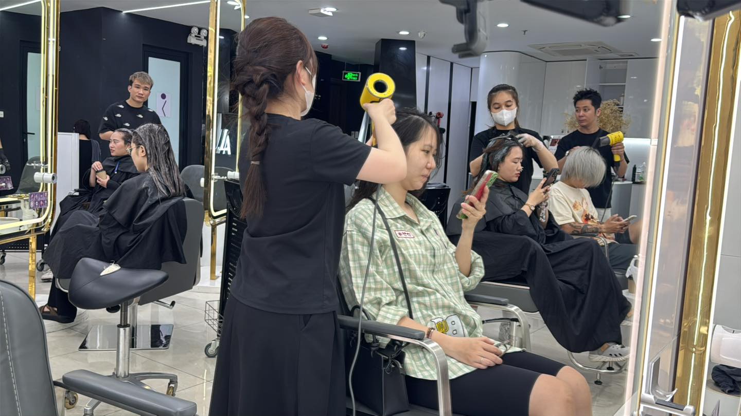 L.A Hair Salon ảnh 1
