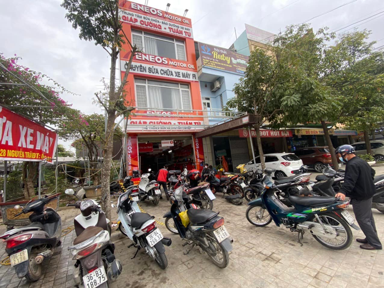 Xe máy Tuấn cương Hồ Chí Minh Vietnam