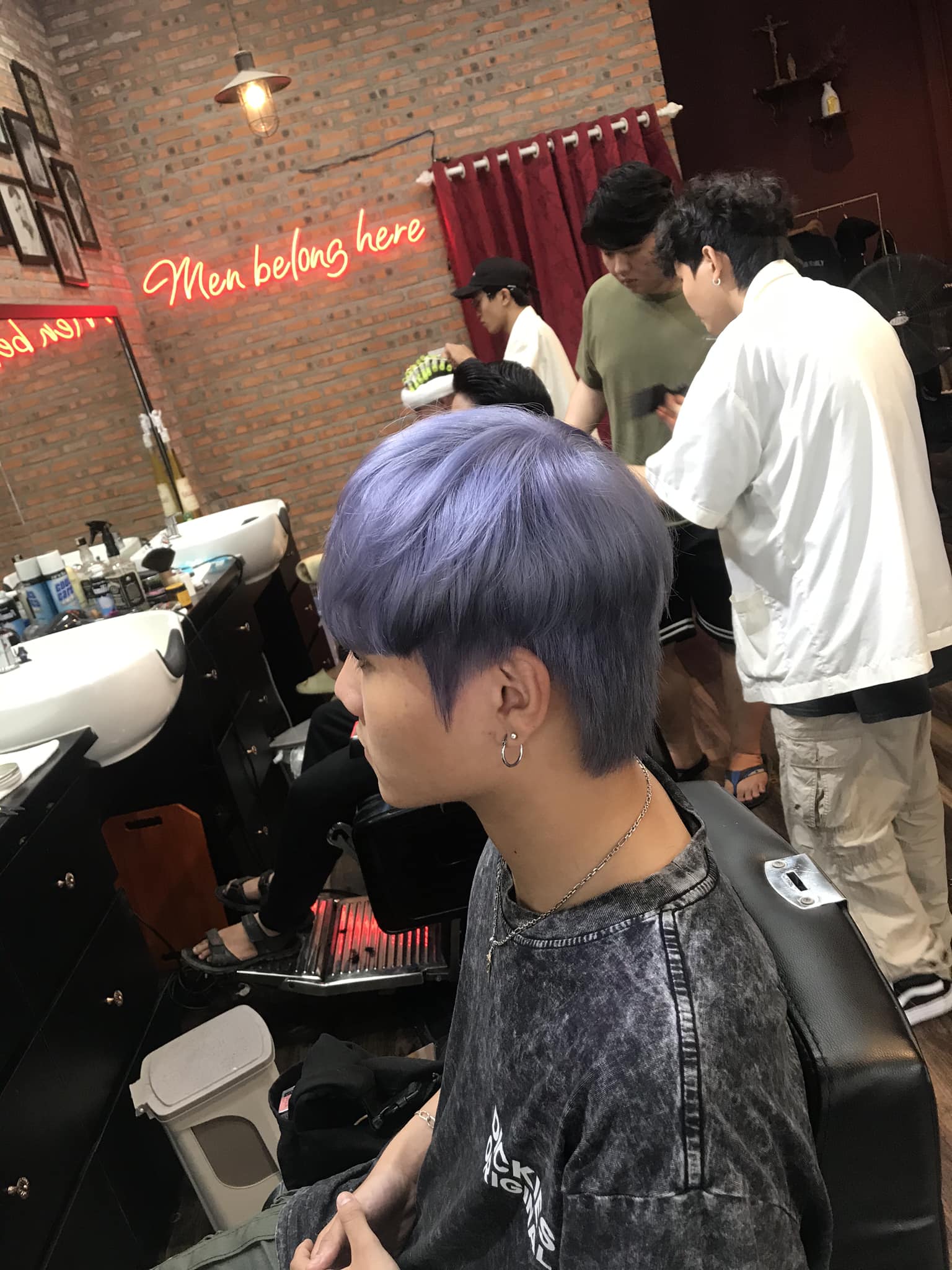 The Weirdos Barbershop ảnh 1