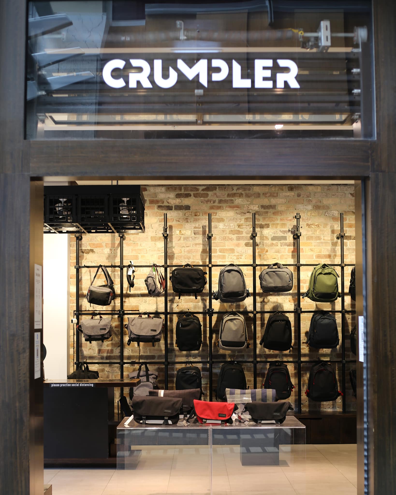 Thương hiệu Crumpler ảnh 1