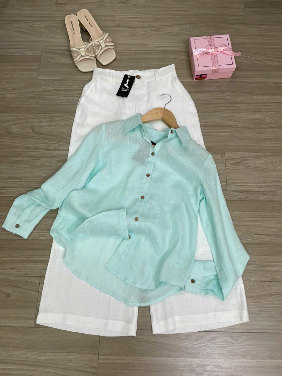 Trang Linen ảnh 2