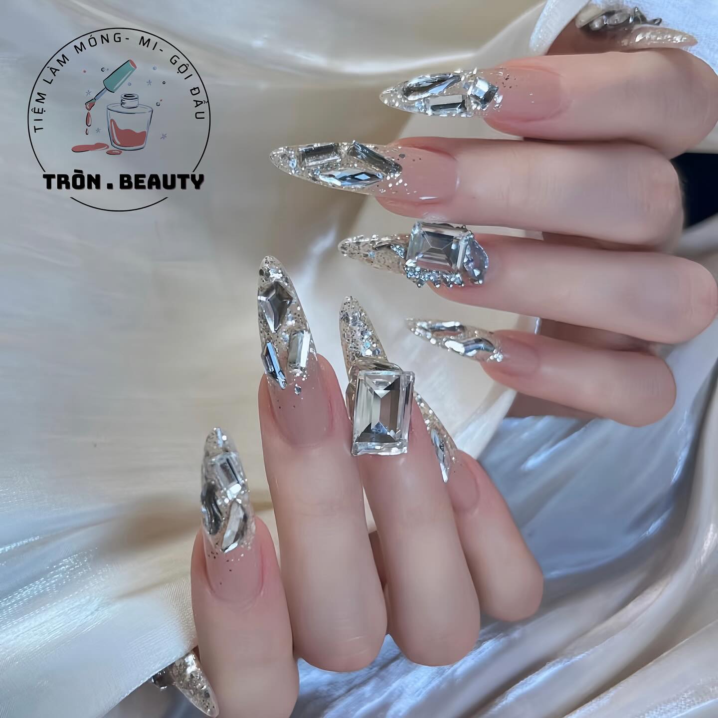 Tròn Beauty ảnh 1
