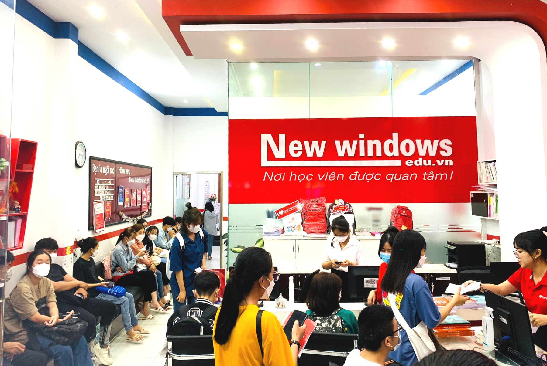 Trung Tâm Ngoại Ngữ New Windows ảnh 1