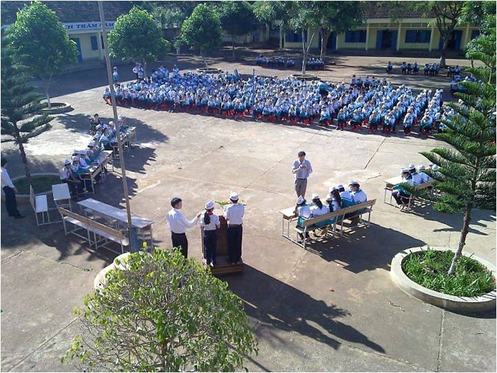 Trường THCS Nguyễn Tất Thành ảnh 1