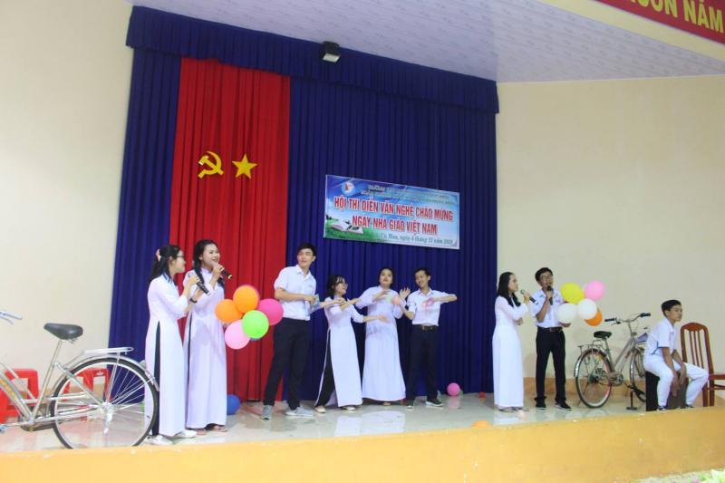 Trường THPT chuyên Phan Ngọc Hiển ảnh 1