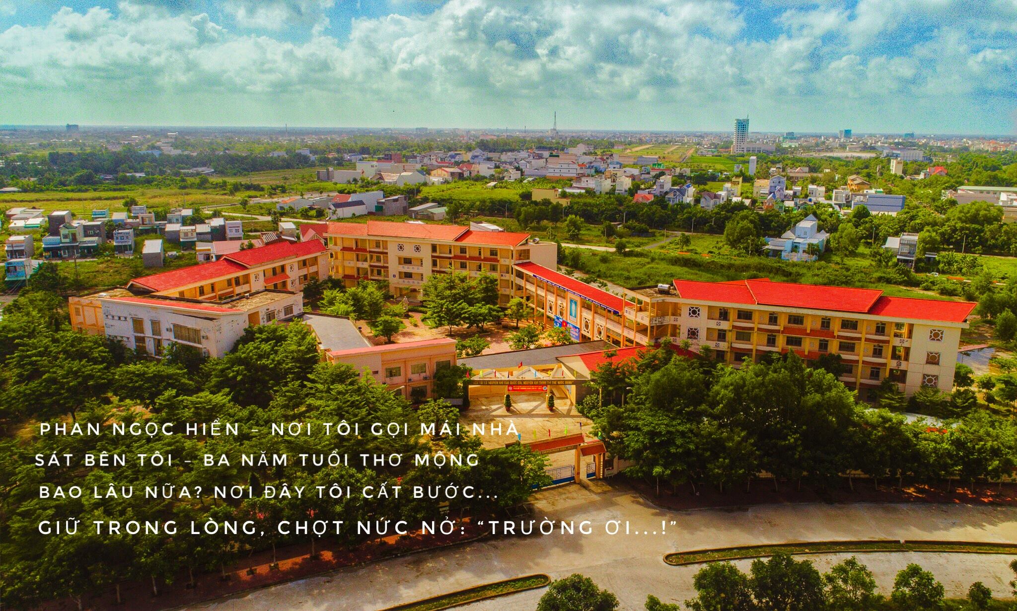 Trường THPT chuyên Phan Ngọc Hiển ảnh 2