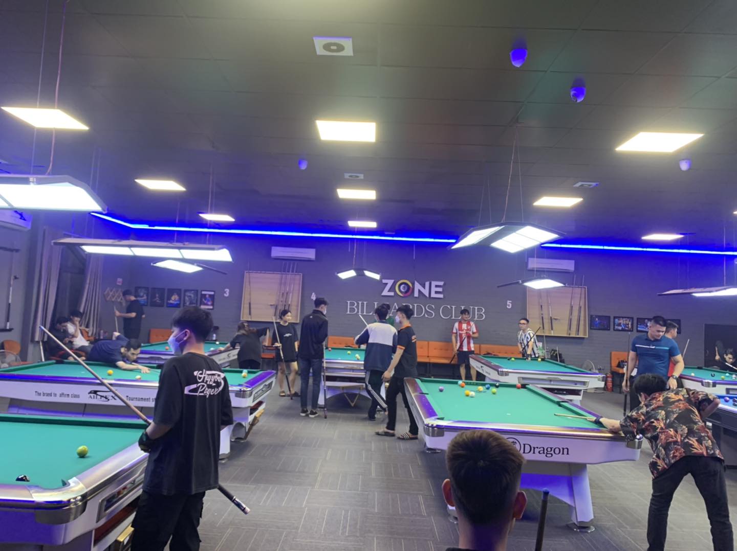 ZONE Billiards & Playstation ảnh 2