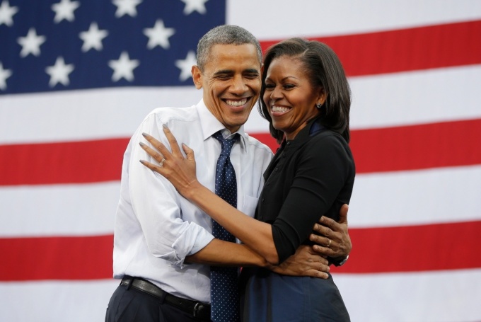 Chuyện tình của Barack Obama và bà Michelle Obama được tái hiện trong hồi ký A Promised Land (Miền đất hứa) - Barack Obama ảnh 2