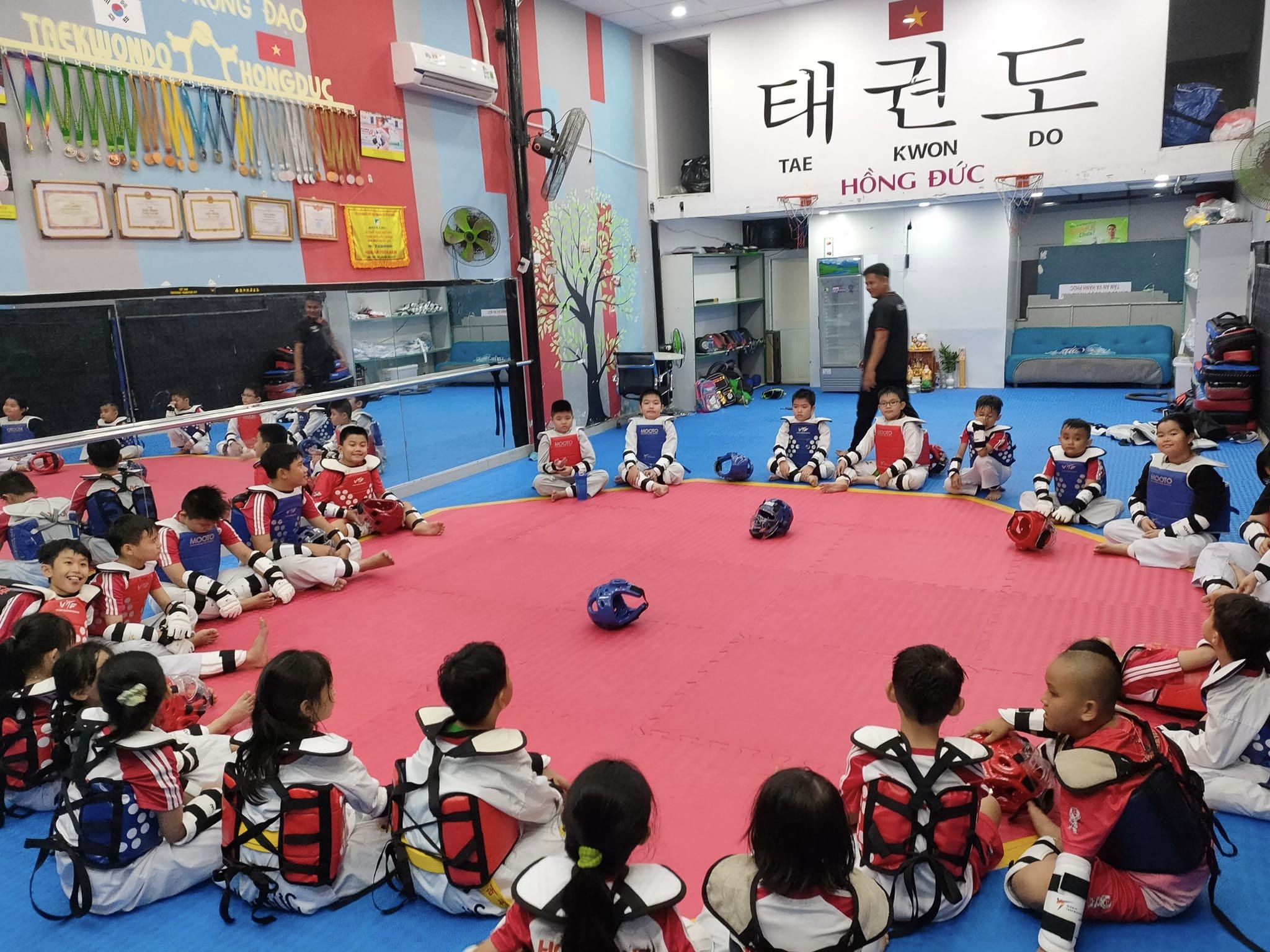 CLB Võ Thuật Taekwondo Hồng Đức ảnh 1