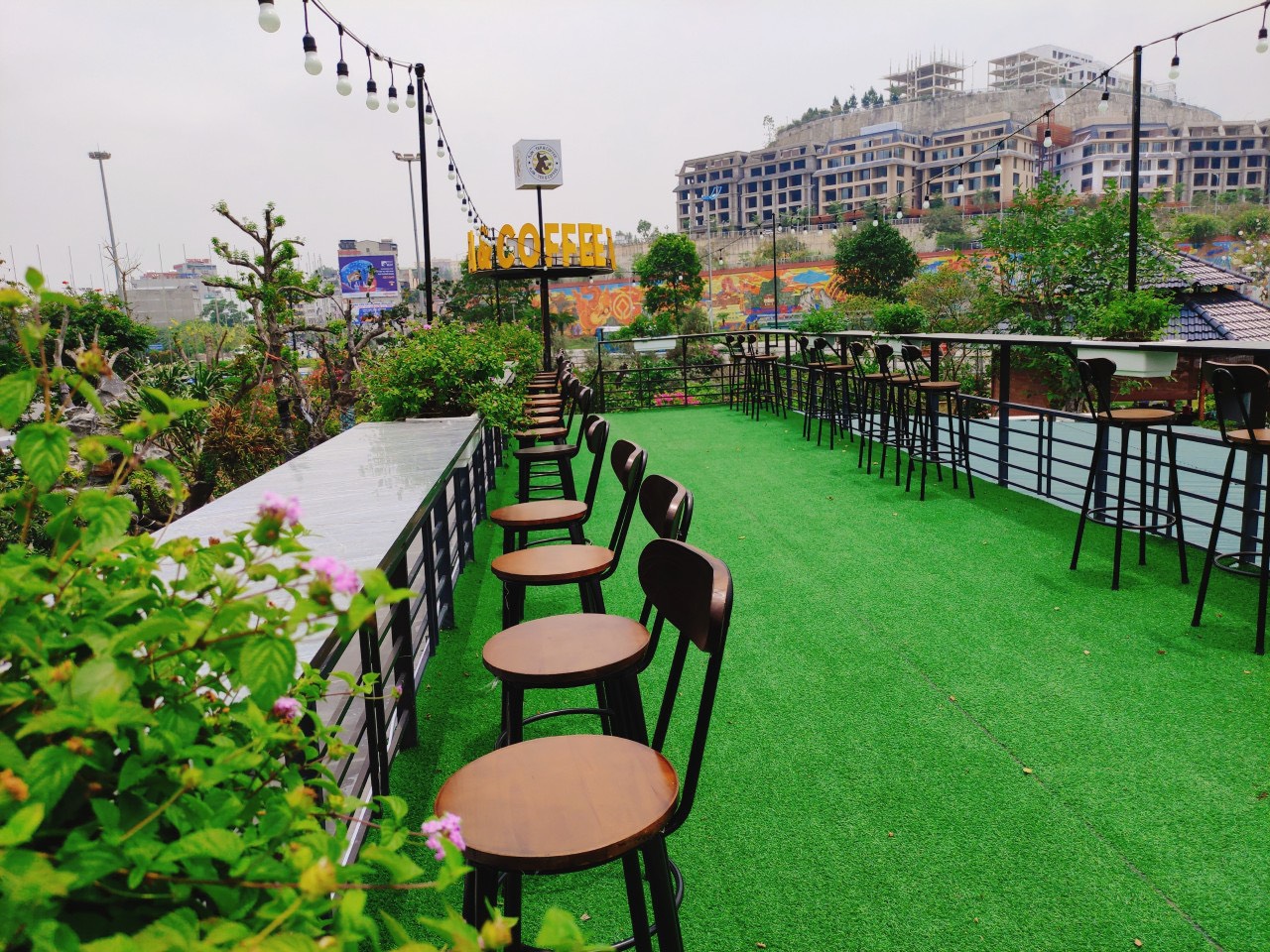 Là một trong những quán cafe có view cực xịn và cực kì tâm lý - Ajin Bãi Cháy ảnh 3