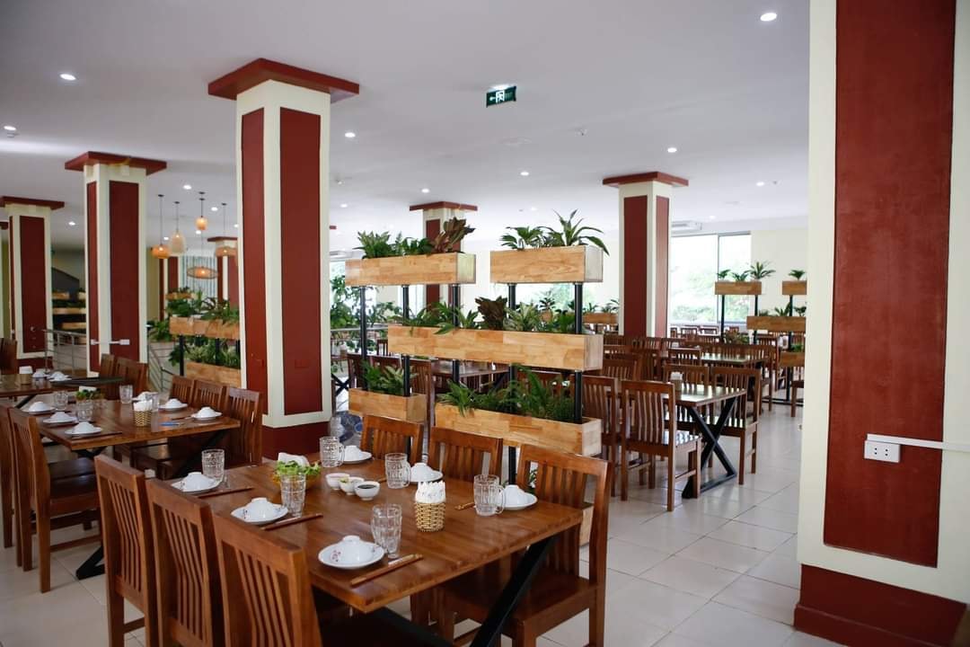 GẬT GÙ QUÁN ảnh 2