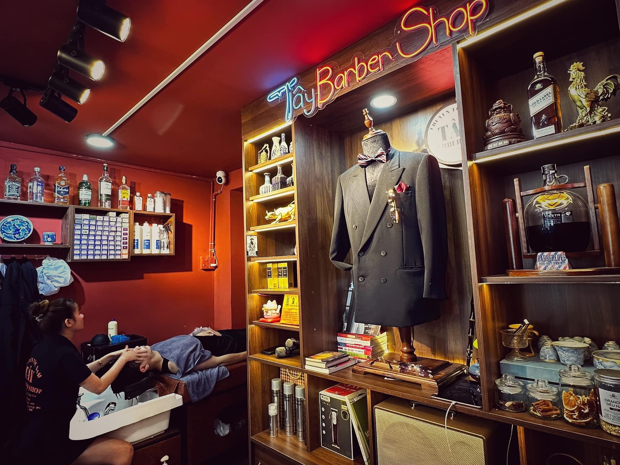 Tây Barber Shop ảnh 1